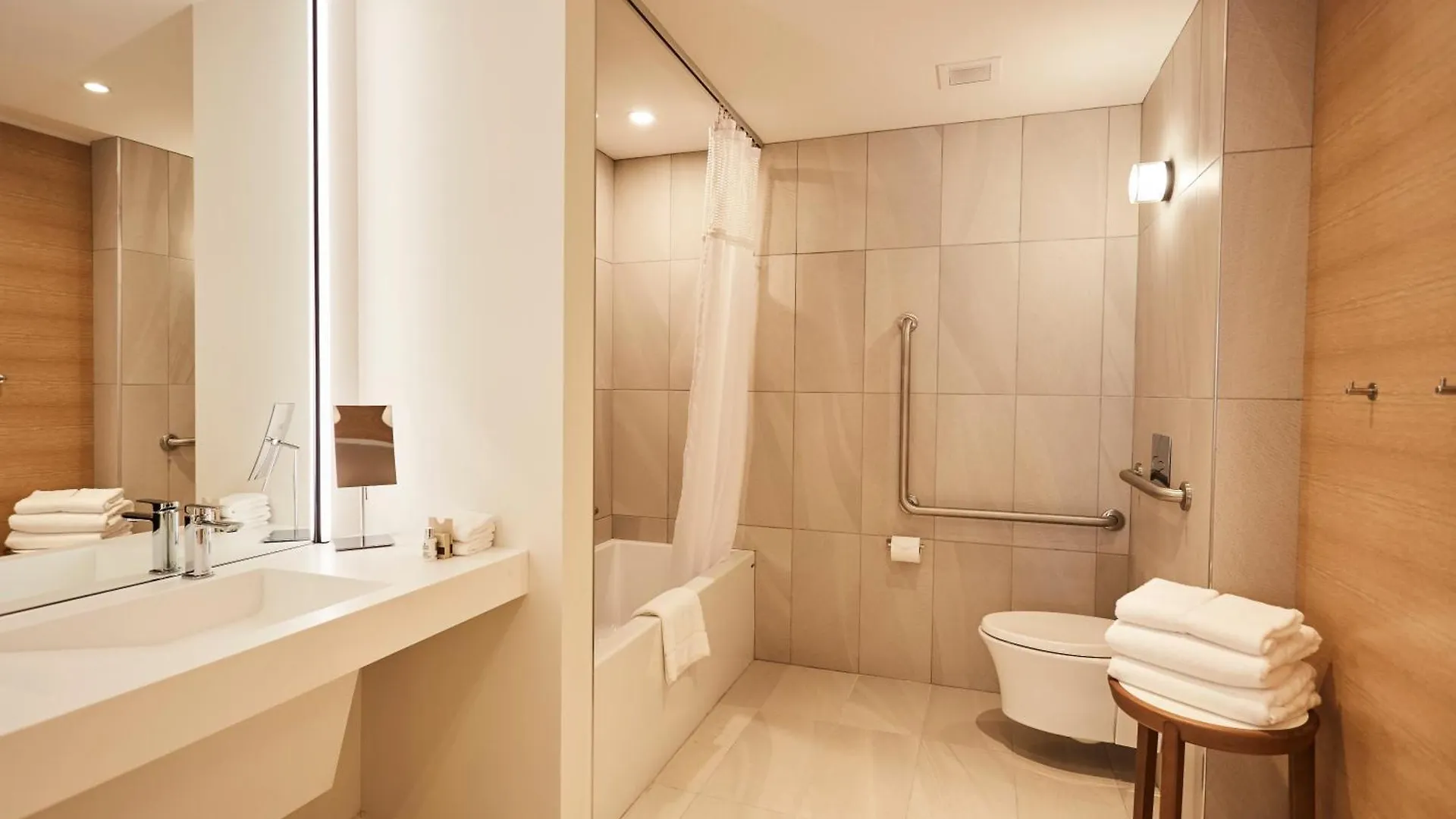 Le Germain Hotel أوتاوا 4*,